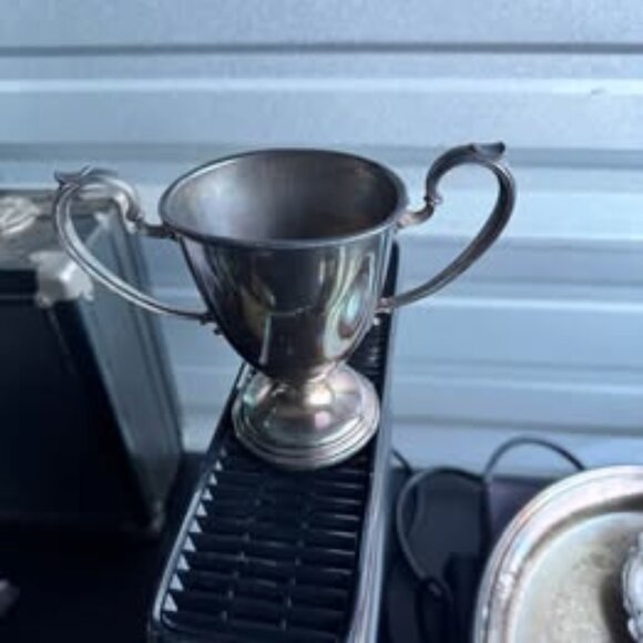 Trophy Cup New Amsterdam Silver Co. - Picture 1 of 3